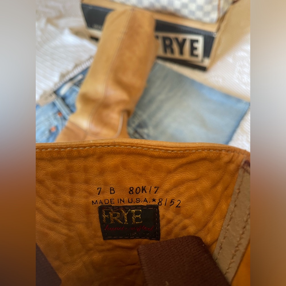 FRYE | Black Label Banana Campus Boots - Picture 8 of 8